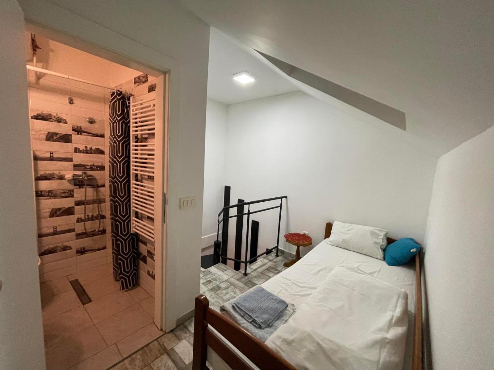 Airport Apartments Belgrado Habitación foto